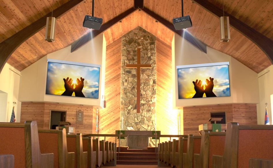 máy chiếu cho nhà thờ