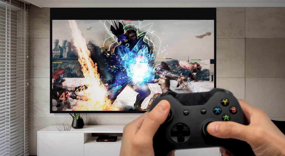 Cổng kết nối đa dạng của Optoma ZK810TST